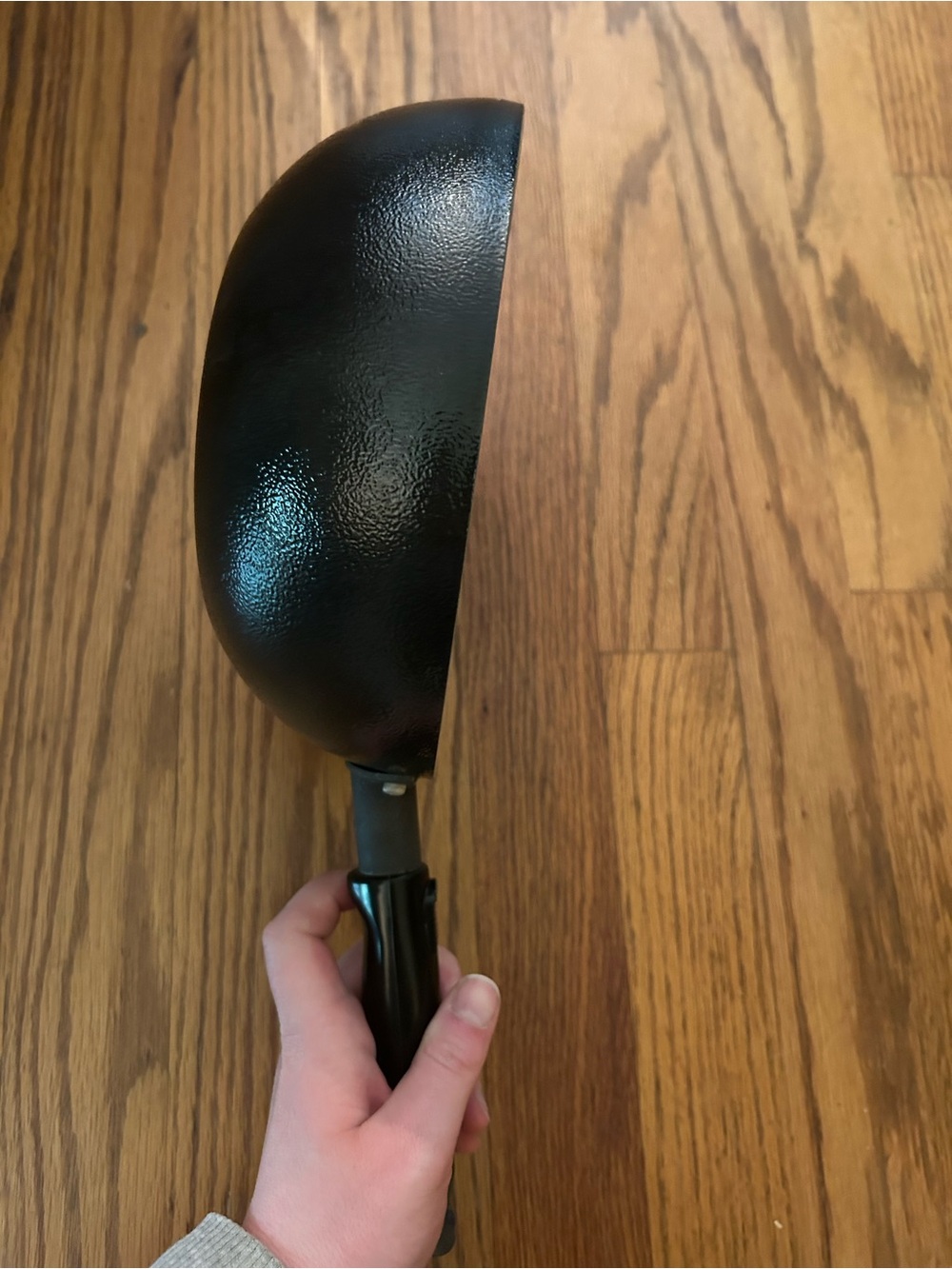 Black 9 Inch Pan - Picture 3 of 7